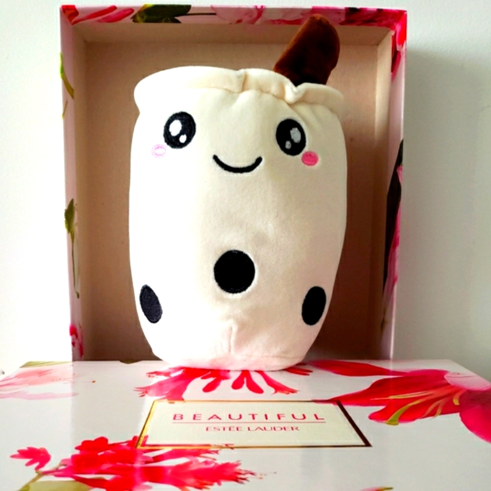 New and Beautiful 🥰Bubble Tea cup plush toy 😊